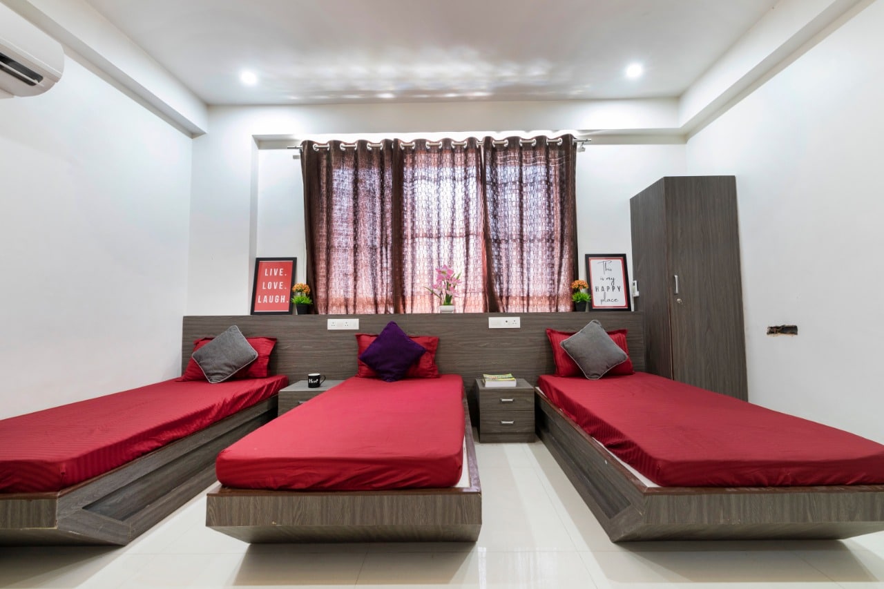 Luxury Hostel for Rent – Comfort and Style Redefined